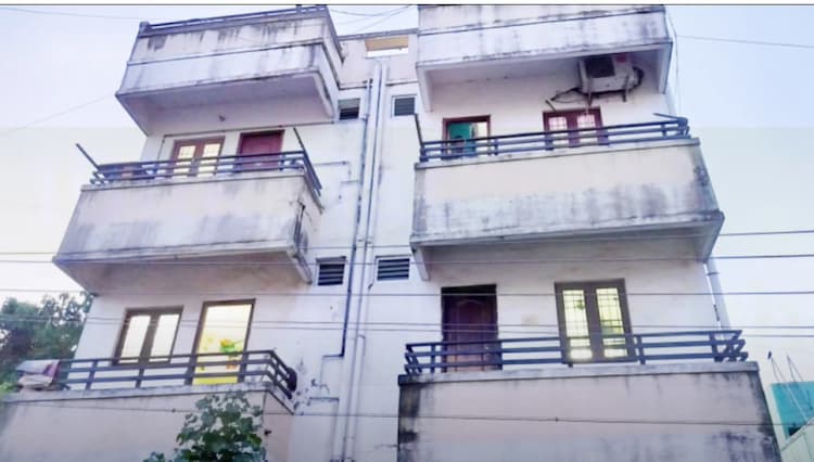 Flat for sales
