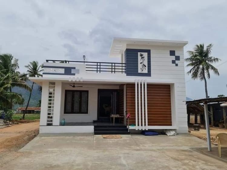 Villa sale