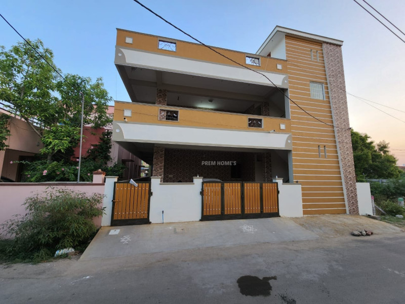 4portion house for sale 
