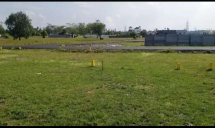 plot for sale 
