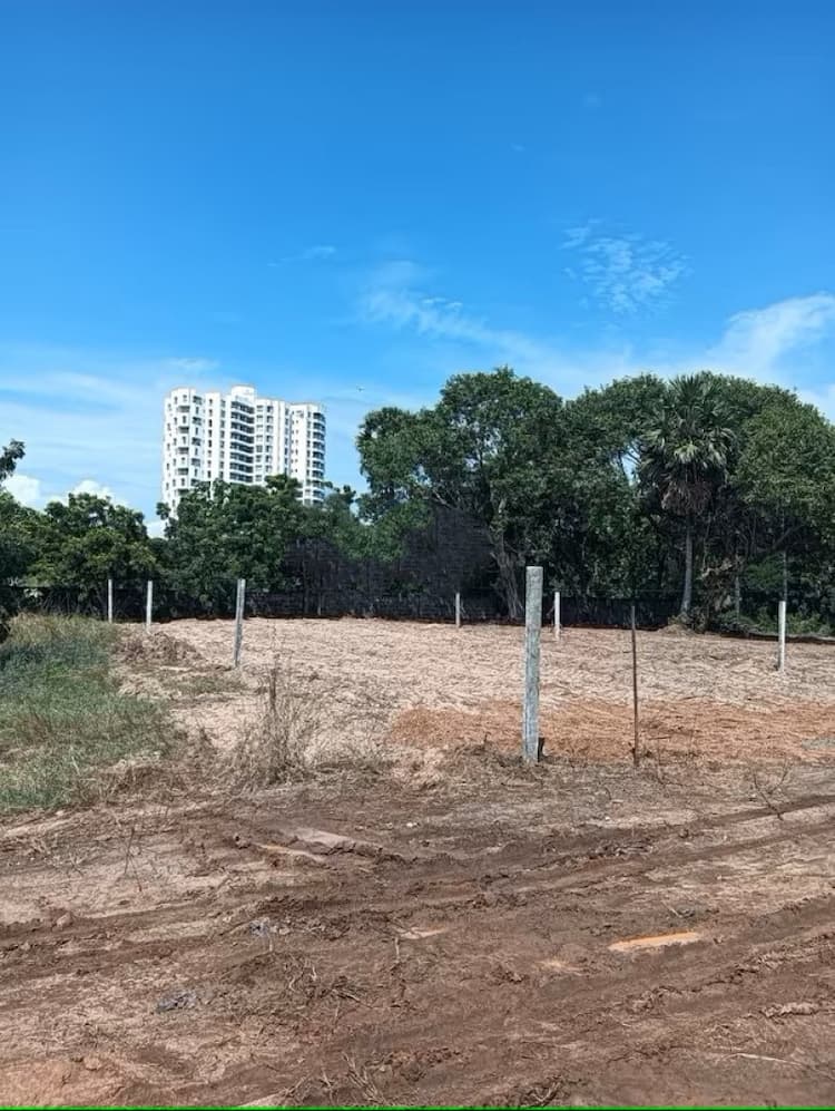 plot for sale 