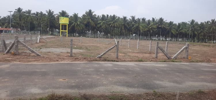 6 Cent Site for Sale