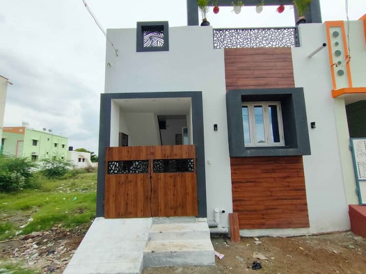 House for sale in  Kadachanenthal, Madurai.