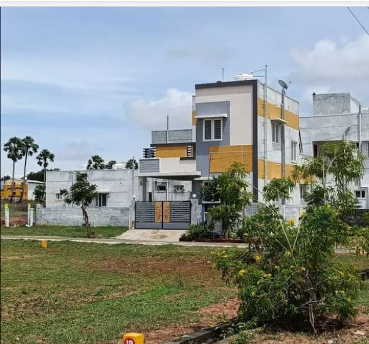 plot for sale 