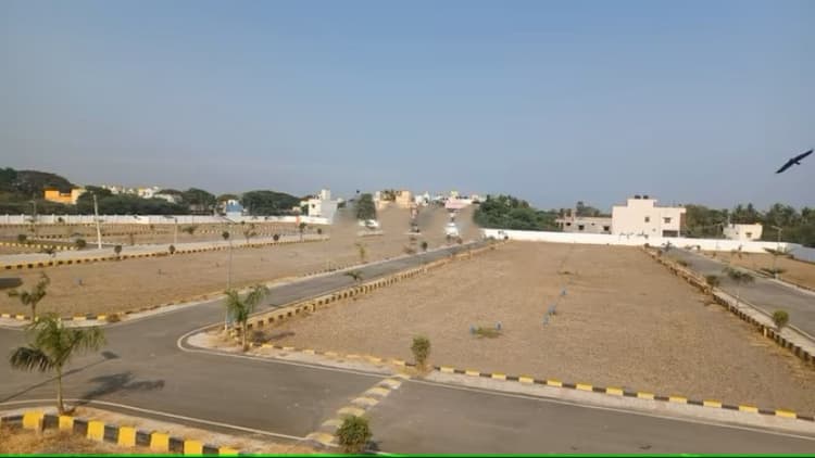 plot for sale 