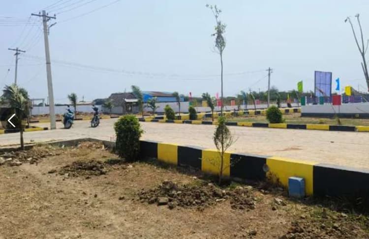 plot for sale 