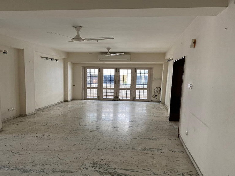 FLAT FOR SALE 