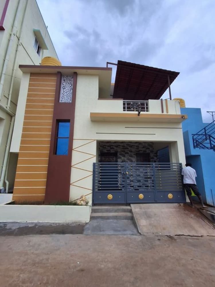 Villa sale