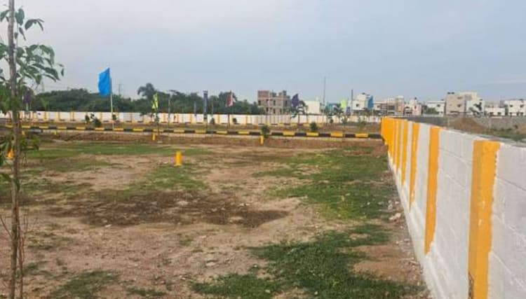 plot for sale 