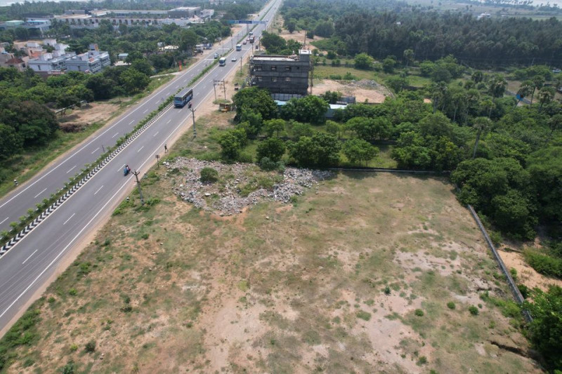 Urgent Sale - Vada Nemmeli ECR OnRoad Commercial Plot For Sale 