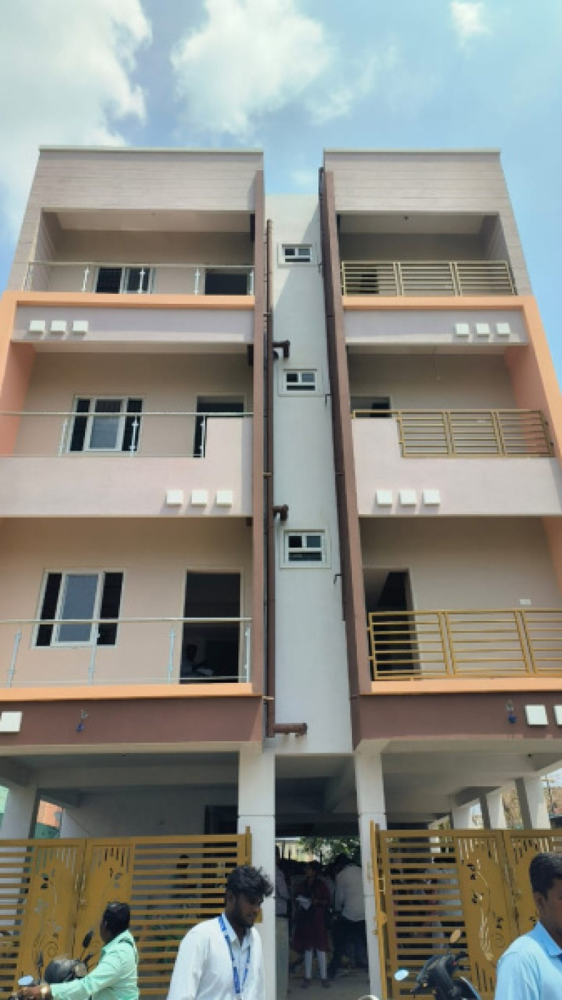 2 BHK Residential Apartment 900 Sq.ft. for Sale in Anakaputhur, Chennai