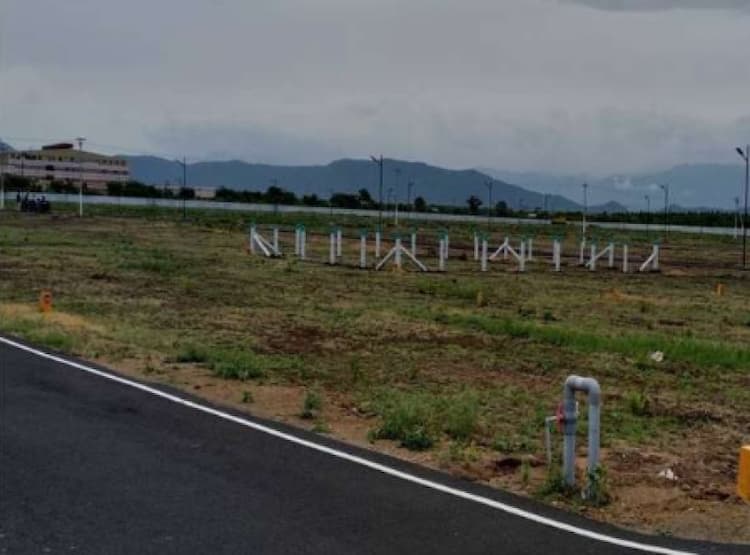 plot for sale 