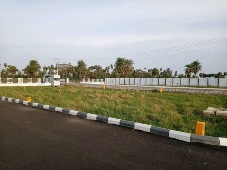 plot for sale 