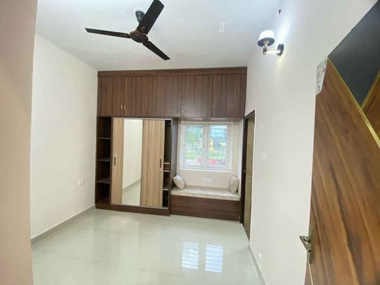Villa sale