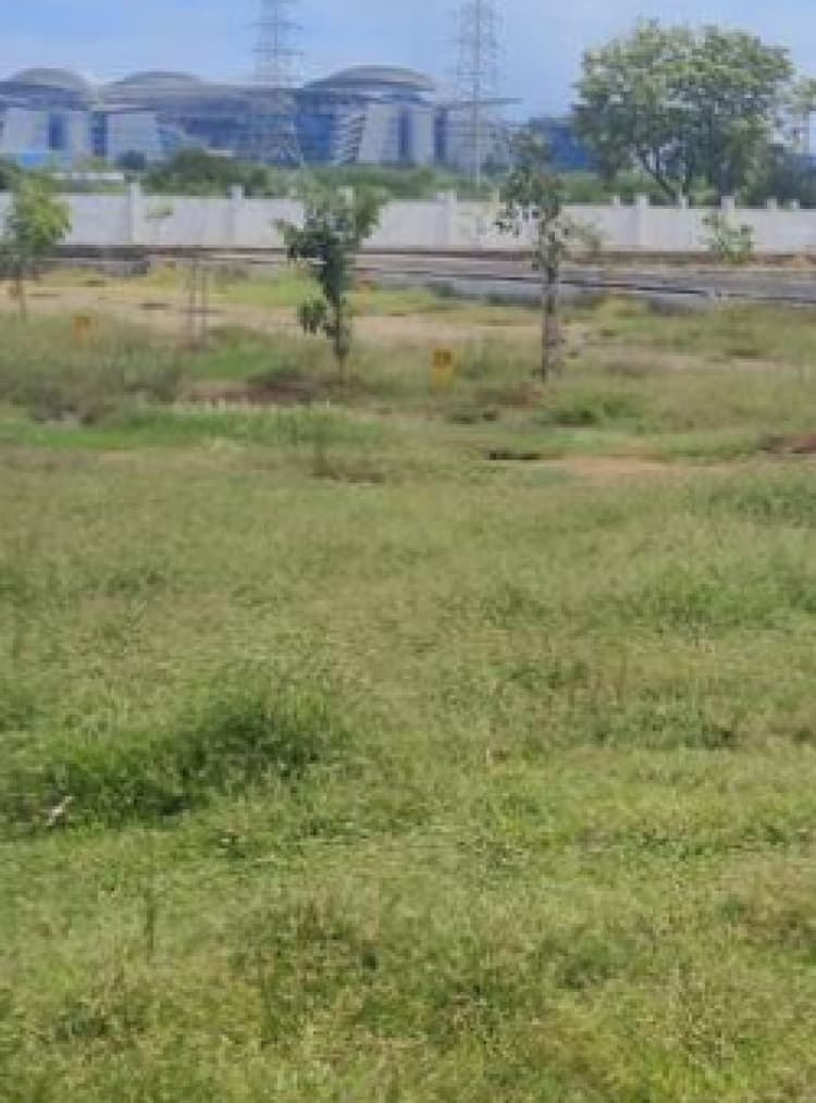 plot for sale 