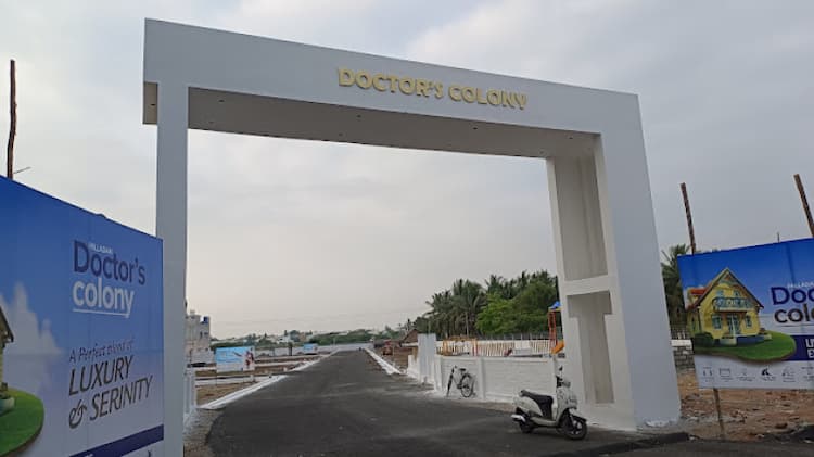 Doctors Colony