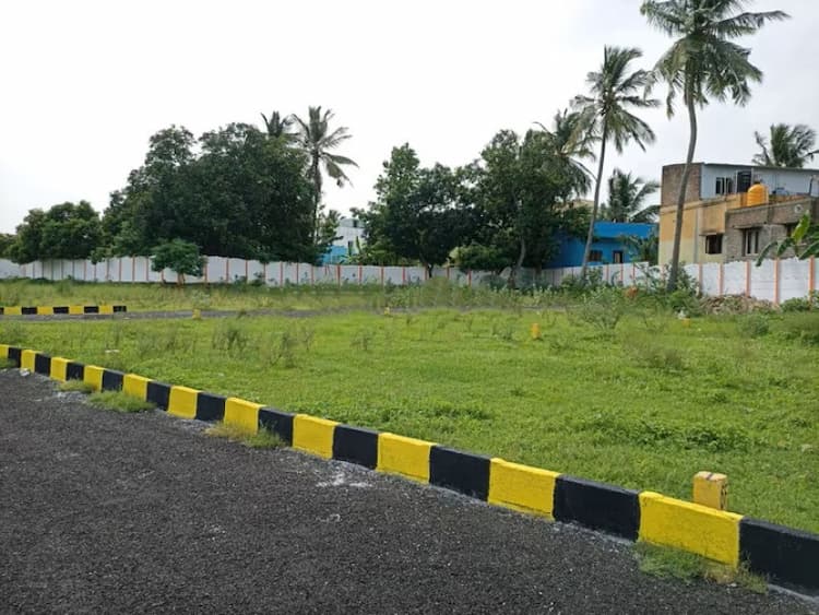 plot for sale 
