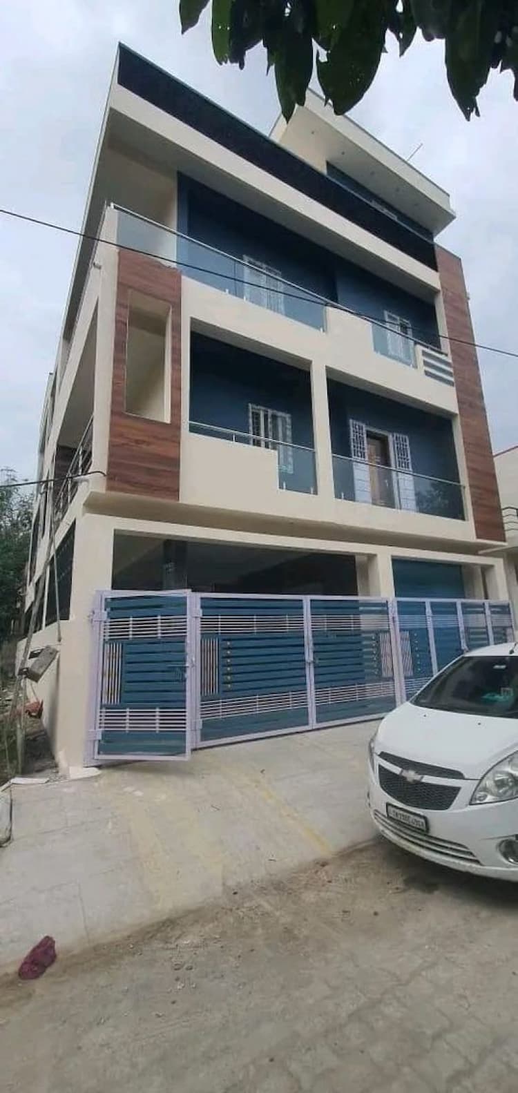 Villa sale