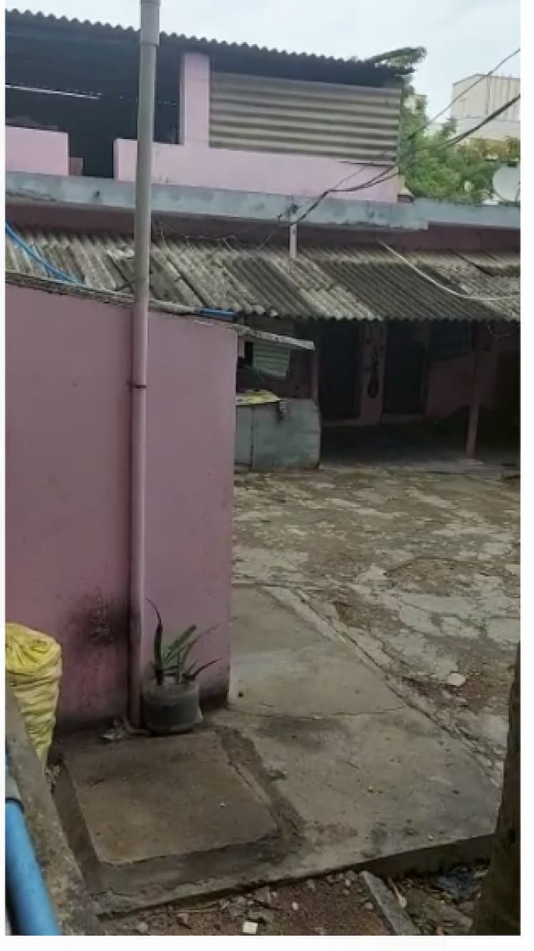 Flat for sale 