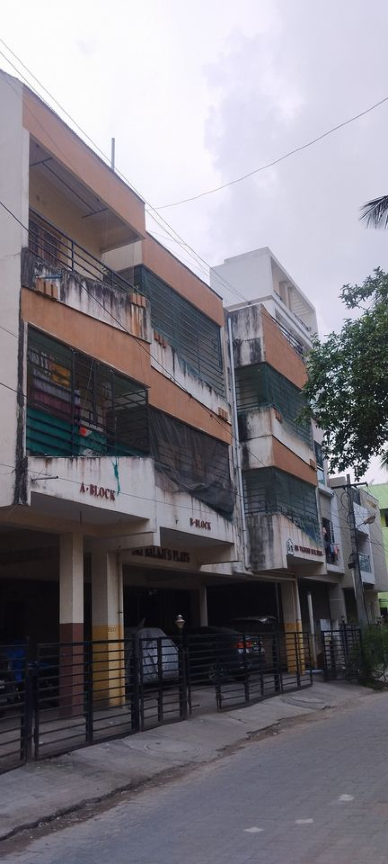 Flat for sale 