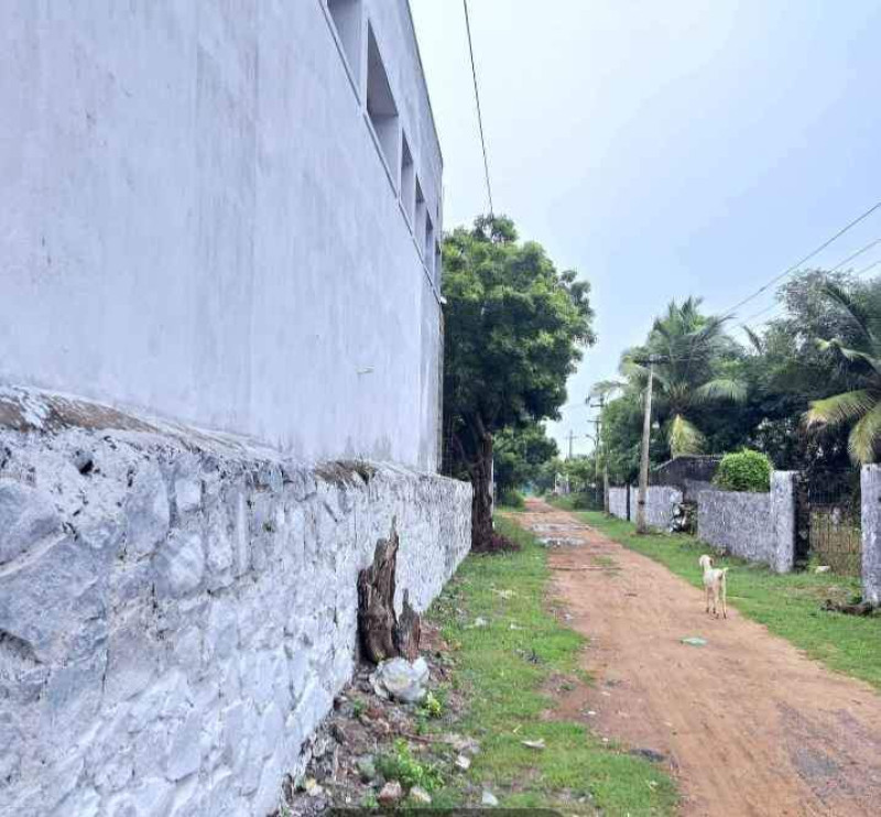 *Plot sales in Muttukadu @ ECR