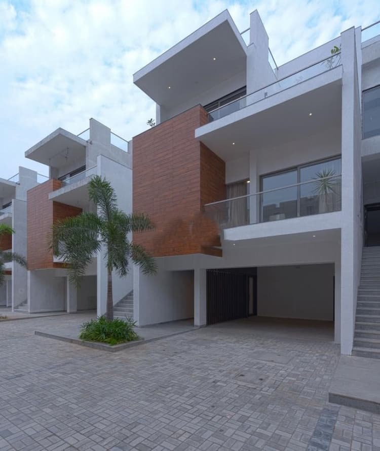 4bhk house for sale 