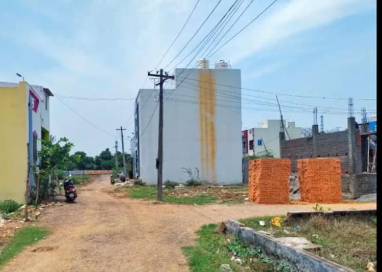 plot for sale 