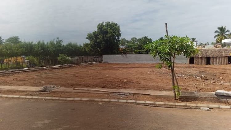plot for sale 