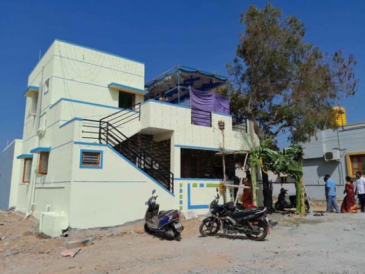 Villa sale