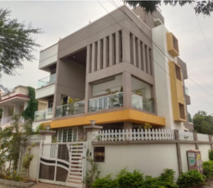 6 BHK house for Sale