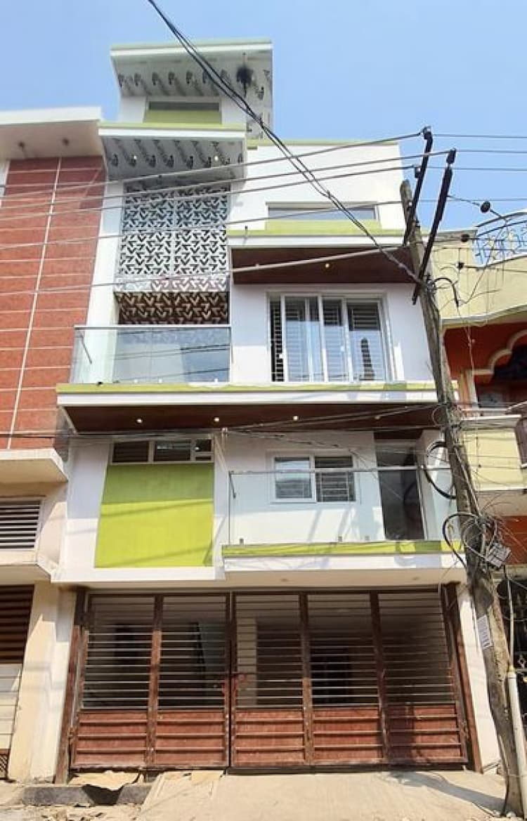 Villa sale