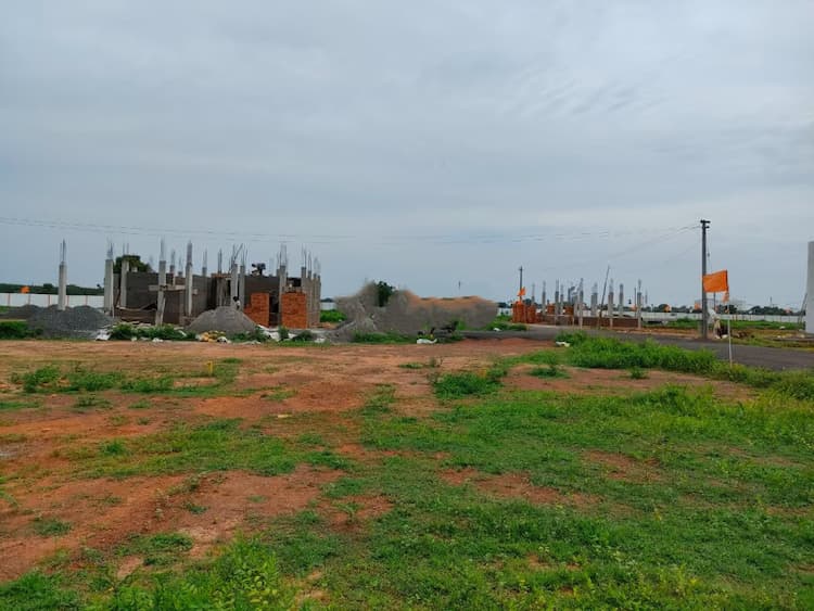 plot for sale 