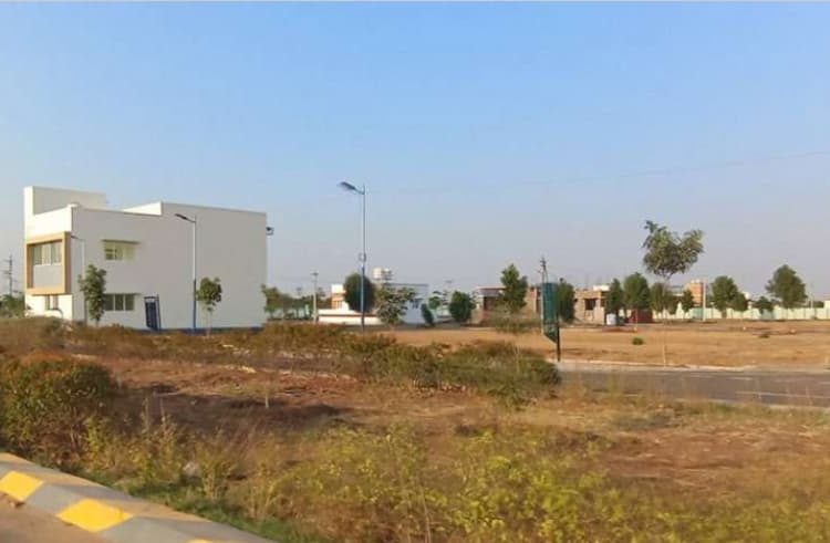 plot for sale 