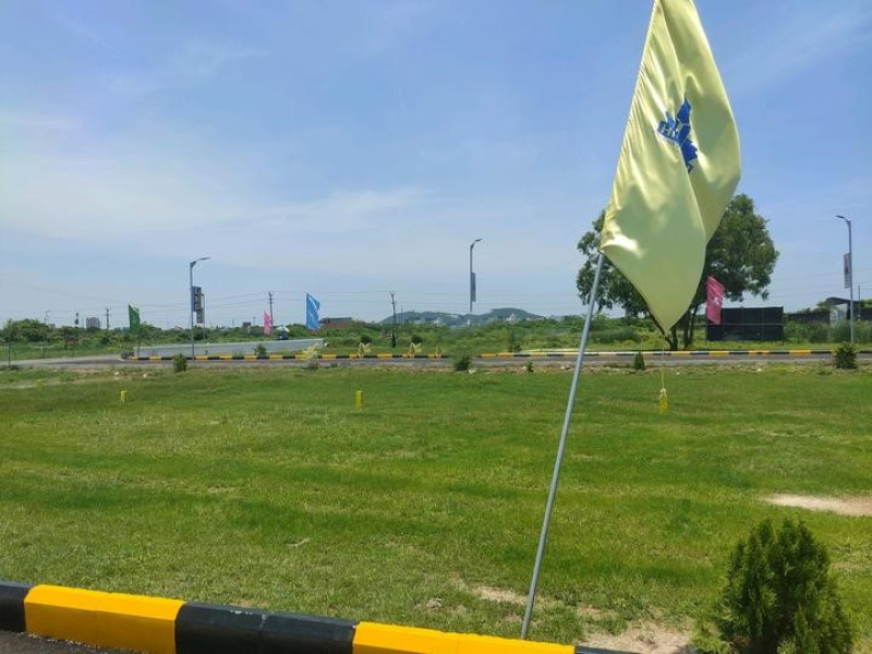 plot for sale 