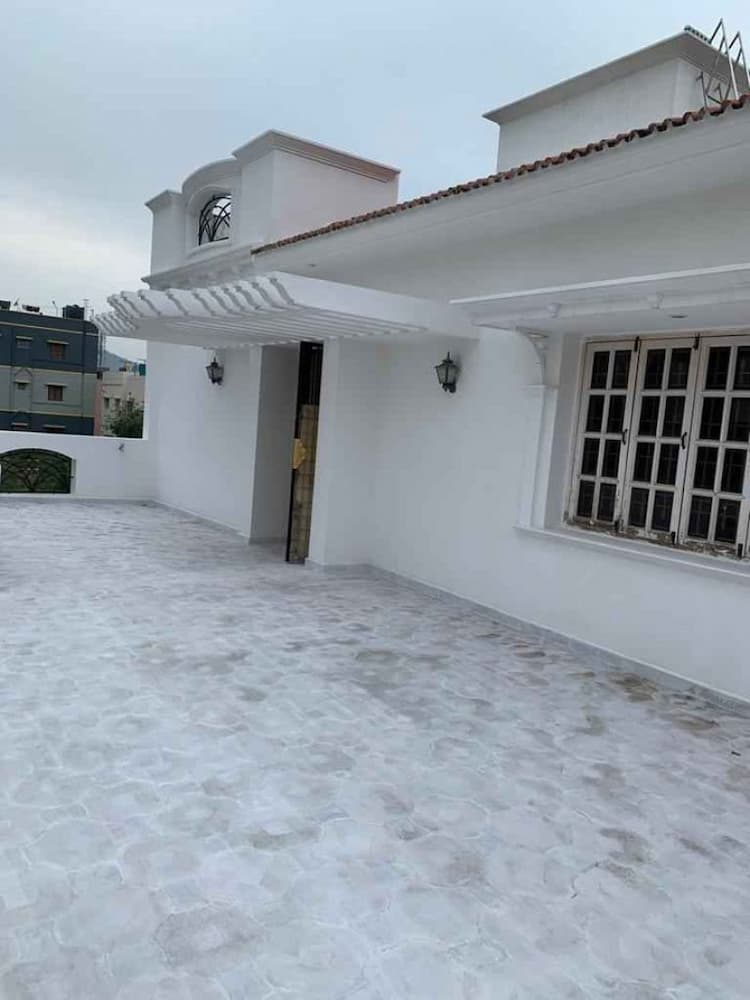Bungalow For Sales