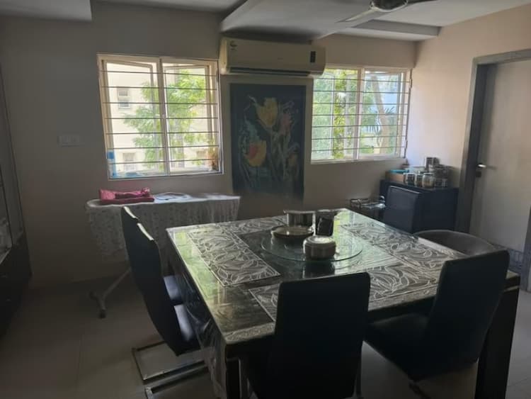 4bhk flat for sale