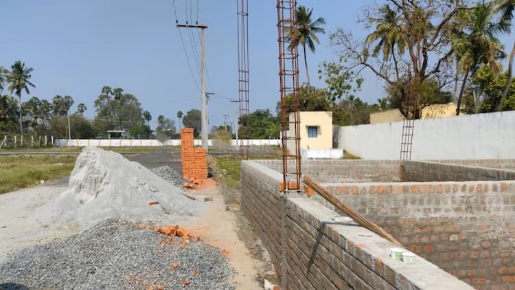 plot for sale 
