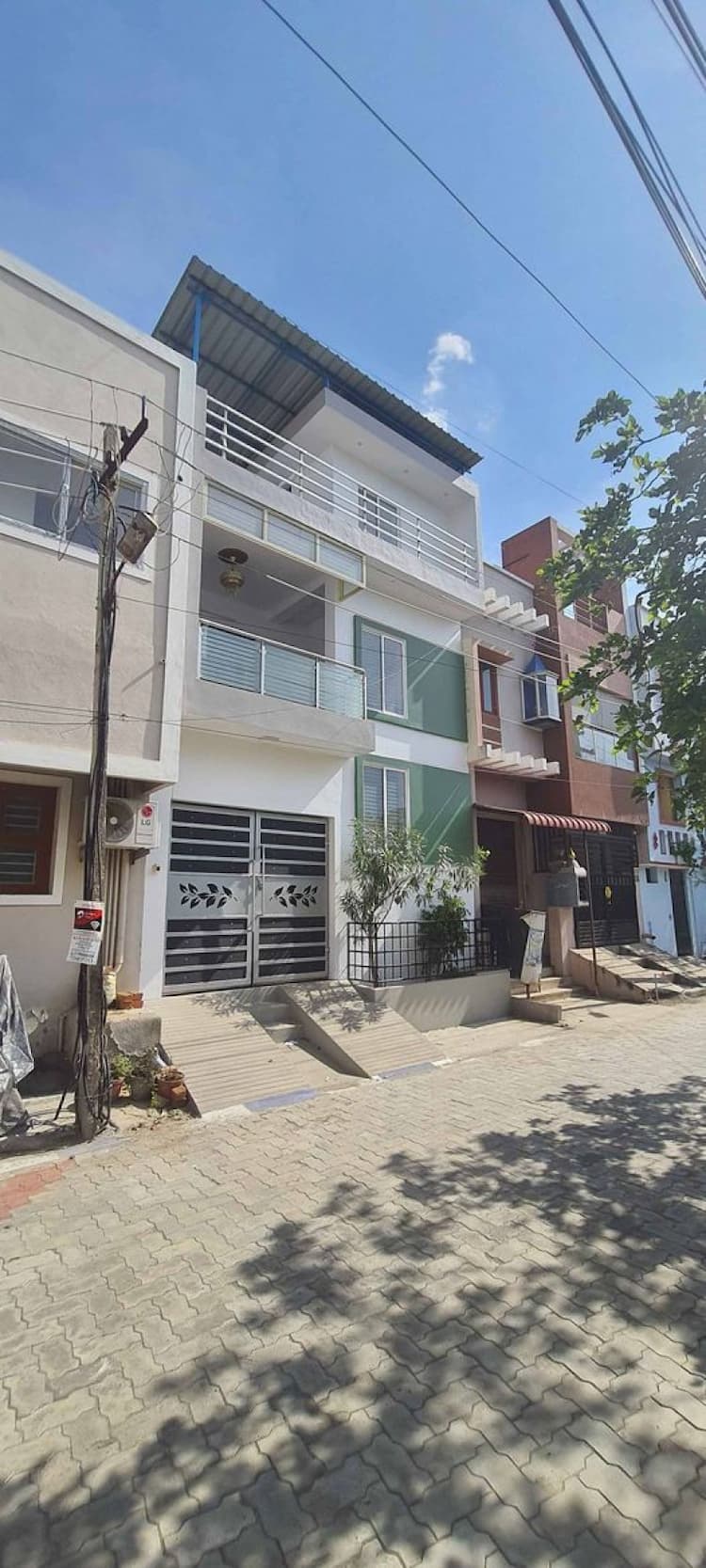 Villa sale