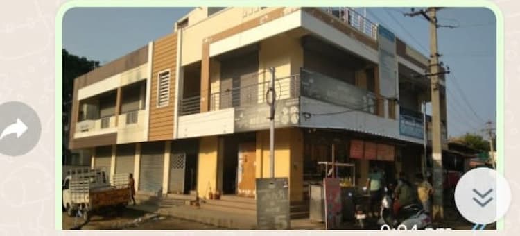 4 portion house for sale 
