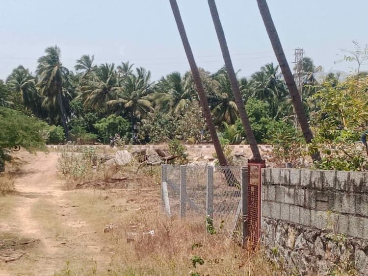 Near 4 Way Land Sale