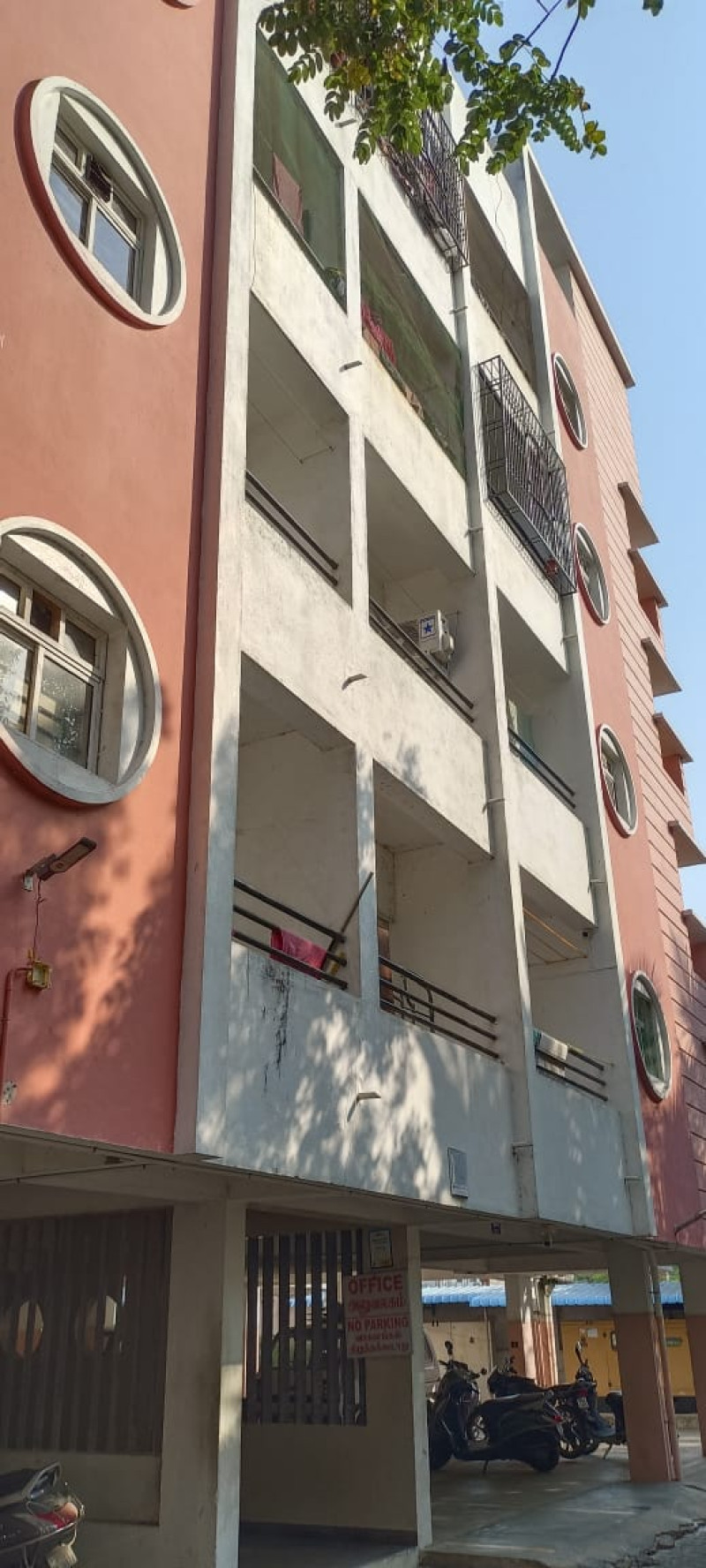 FLAT FOR RESALE
