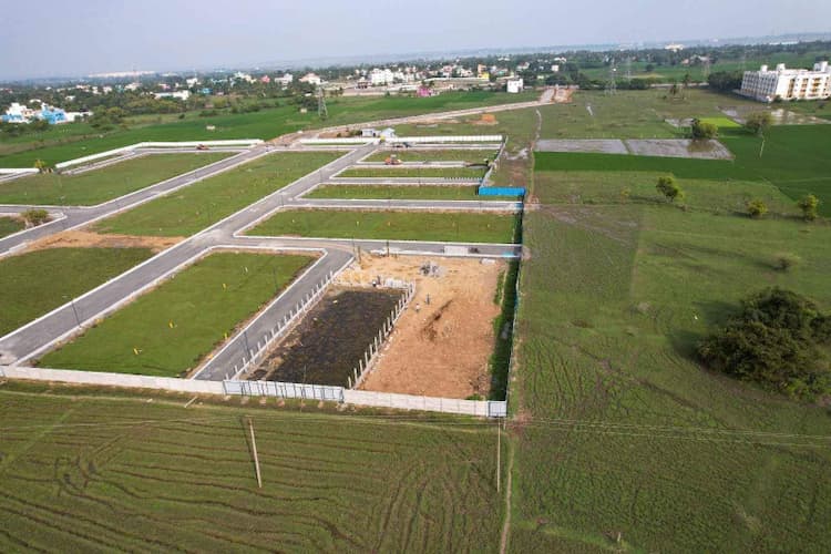 Land Area 600Sq.ft for sale