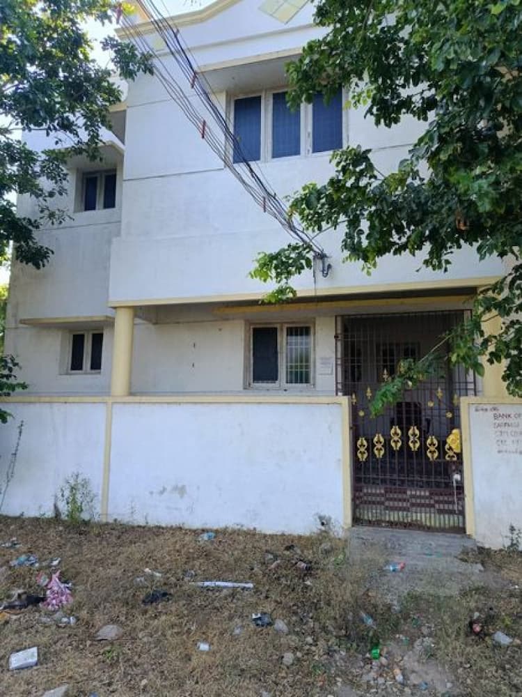Villa sale