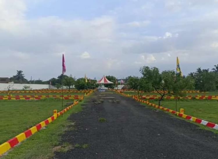 plot for sale 