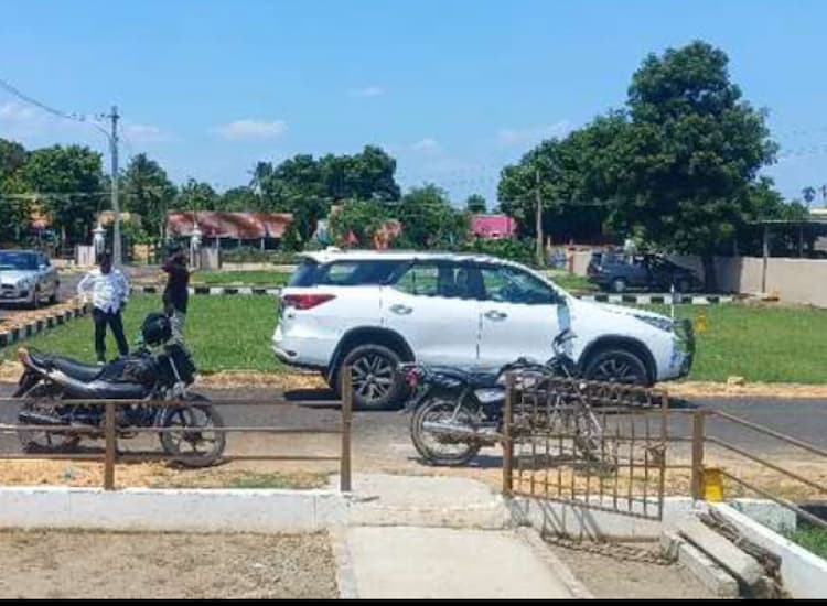 plot for sale