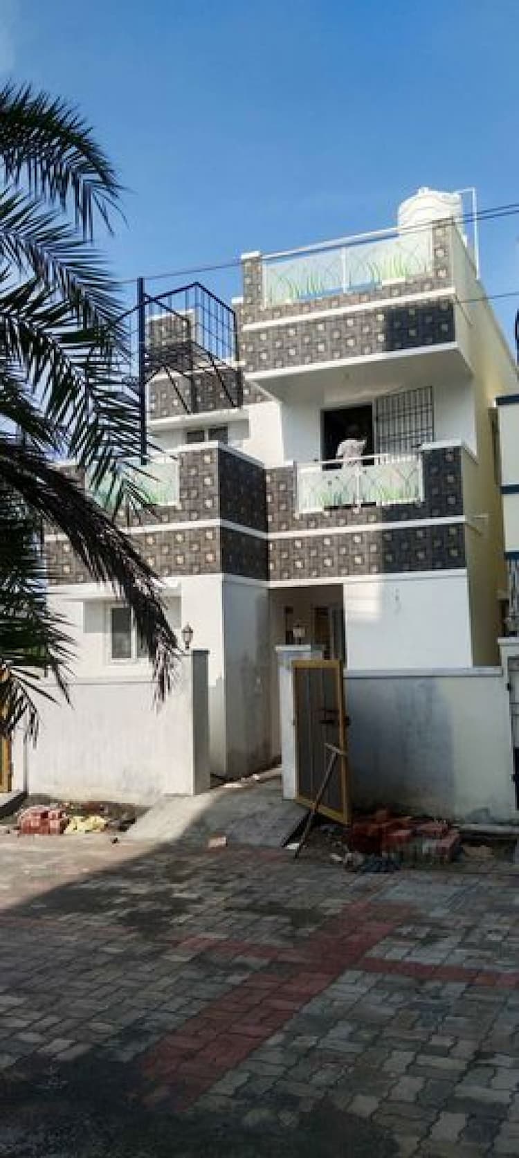 Villa sale