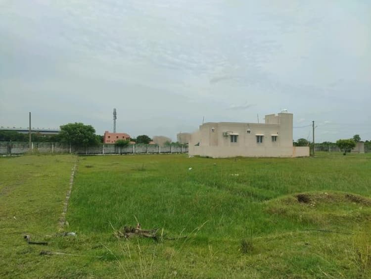 plot for sale 