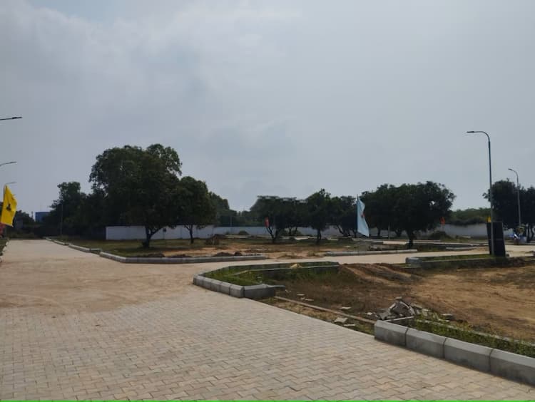 plot for sale 