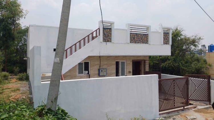 Villa sale