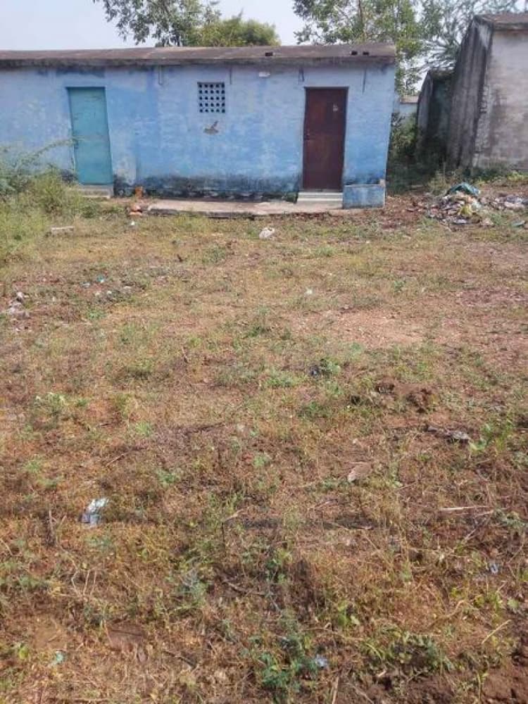 Land with Old House for Sale